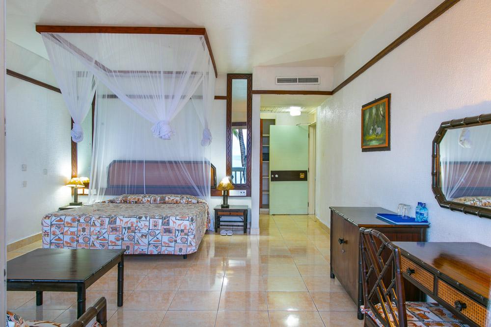 Mombasa Beach Hotel Exteriör bild