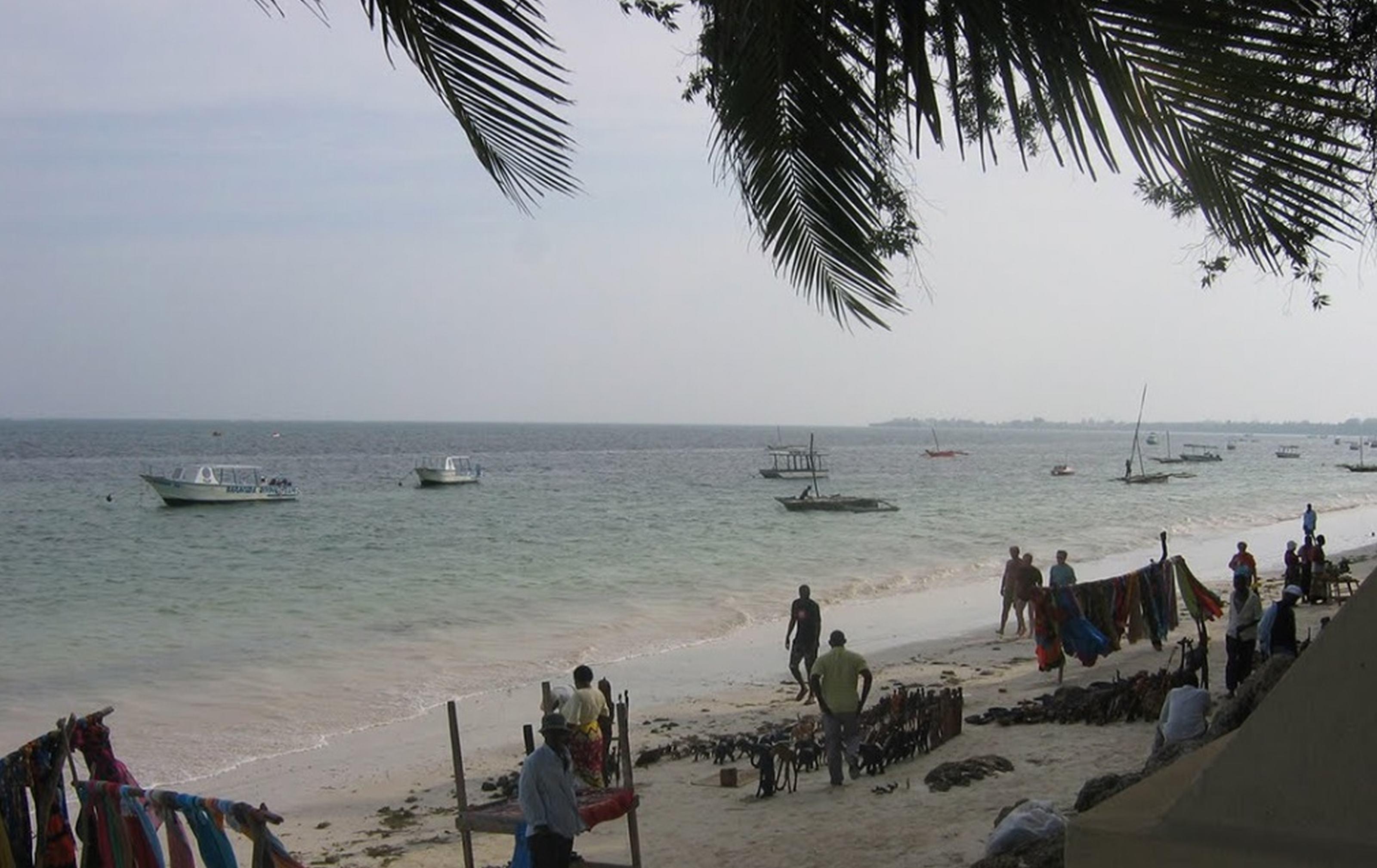 Mombasa Beach Hotel Exteriör bild