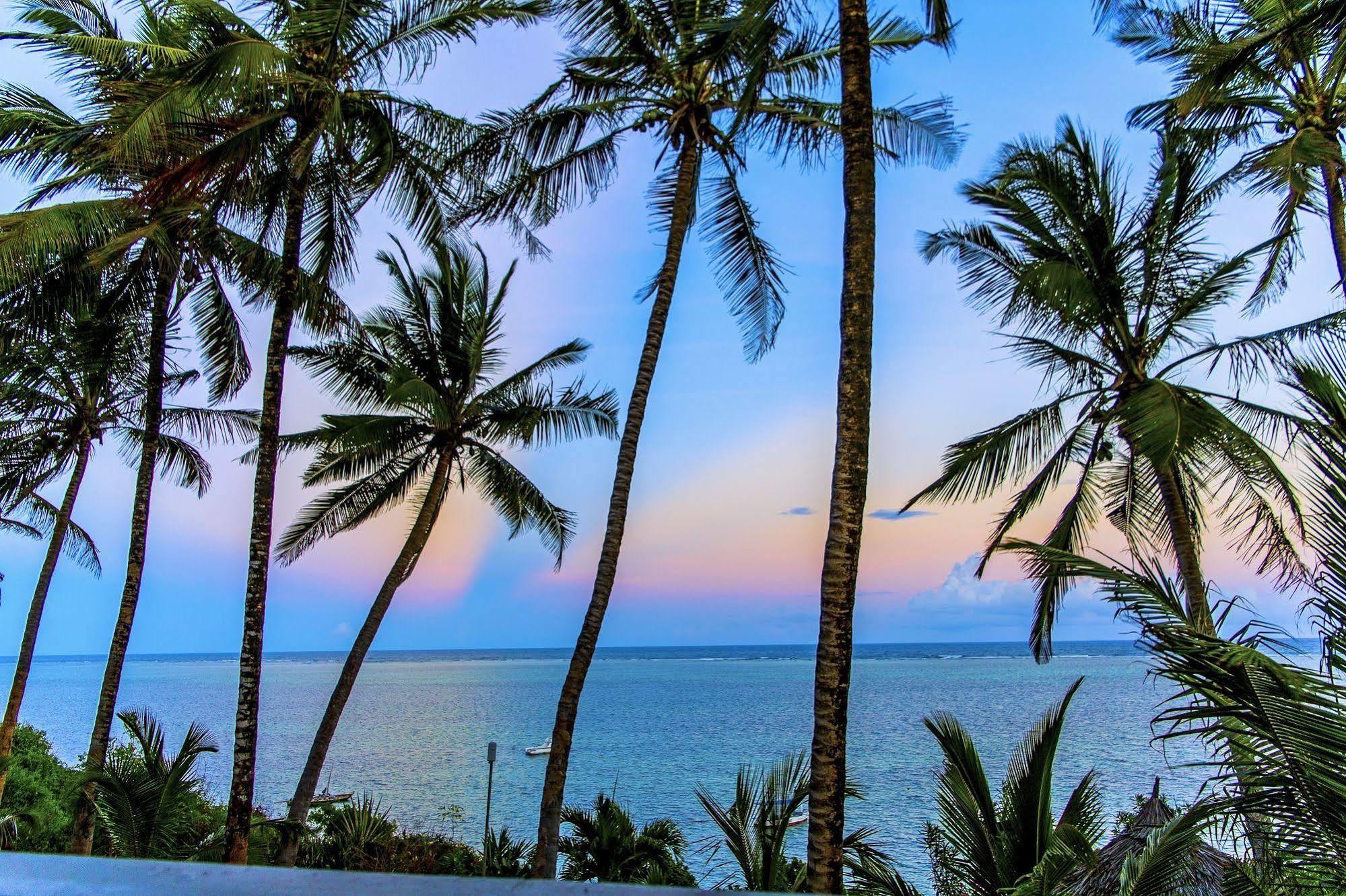 Mombasa Beach Hotel Exteriör bild